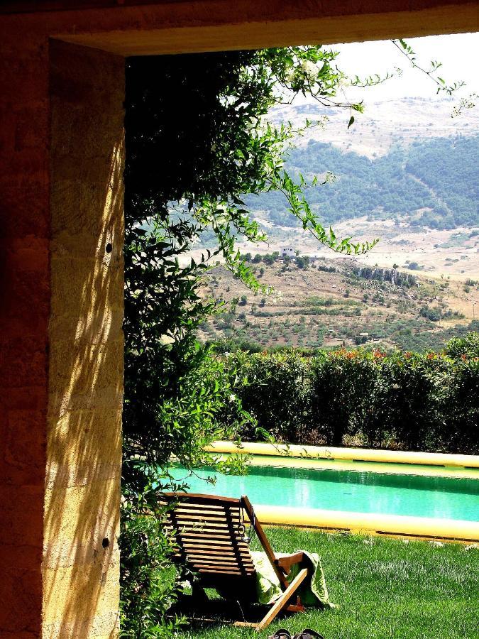 Agrirelais Baglio Di Pianetto Pensionat Santa Cristina Gela  Exteriör bild